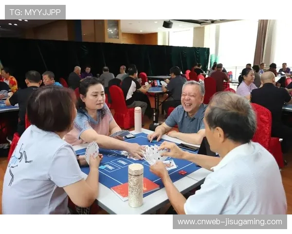 全运会群众赛事桥牌普及活动成功举办何志洪现场讲解桥牌规则