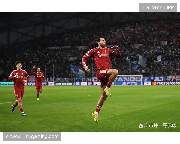 伯恩利门将杜布拉夫卡神扑，单场8救主队逼平利物浦