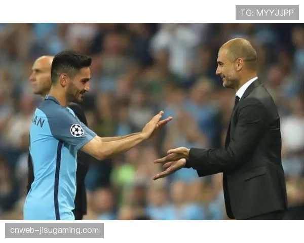 曼城飞赴慕尼黑备战,瓜迪奥拉赛前训练重点演练三后卫体系 曼城飞赴慕尼黑备战,瓜迪奥拉赛前训练重点演练三后卫体系